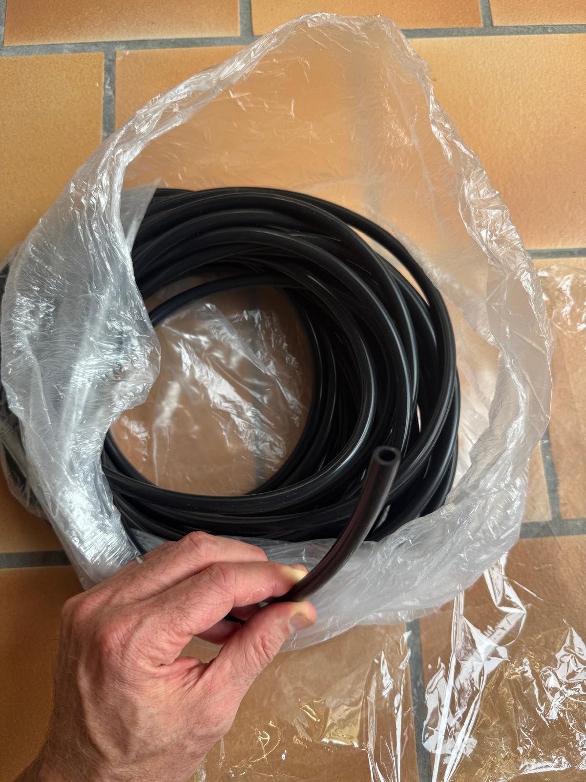 BENECREAT tuyau silicone noir 6x9mm 20m souple