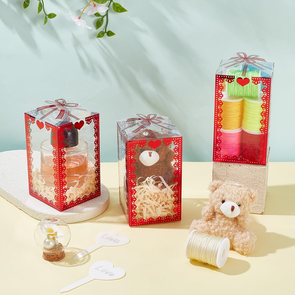 BENECREAT Boîte cadeau plastique rouge 7x7x12cm lot de 30