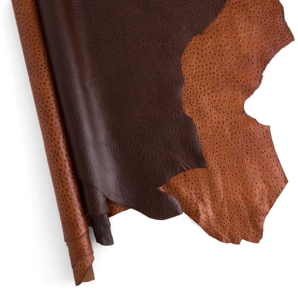 Tandy Leather côté cuir imprimé autruche marron foncé