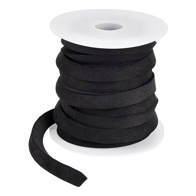 BENECREAT baguette mousse EVA triangulaire noir 5x1m