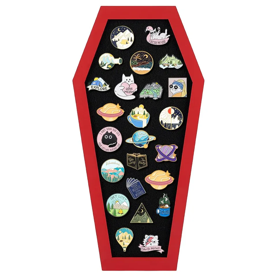 BENECREAT tableau feutrine cercueil rouge foncé 40x20cm