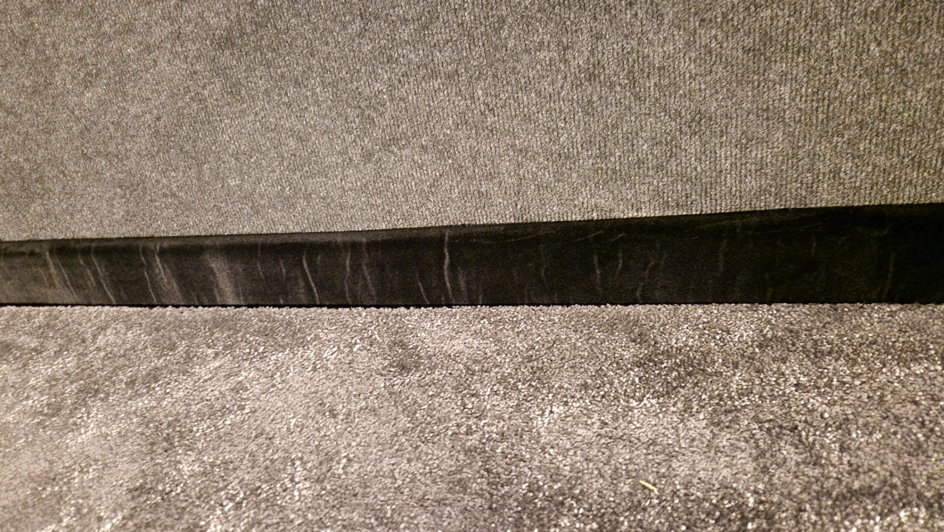 BENECREAT 2 rouleaux velours adhésif noir 4 m x 10 cm